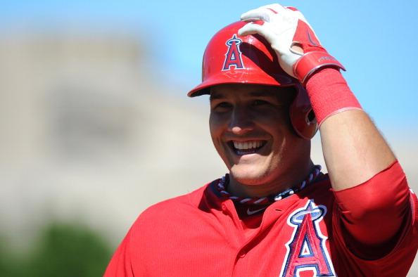 The Pontifications of Lord Zola: Controlling an Auction