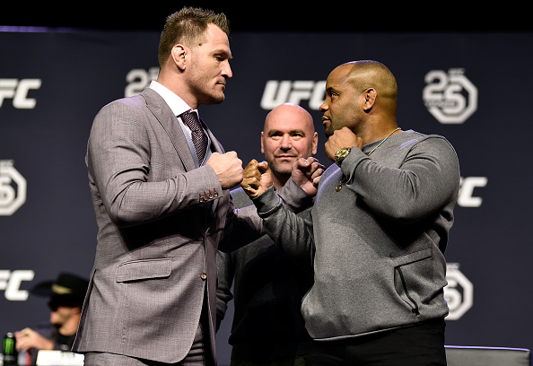 MMA DFS Playbook: UFC 226 – Miocic vs Cormier 