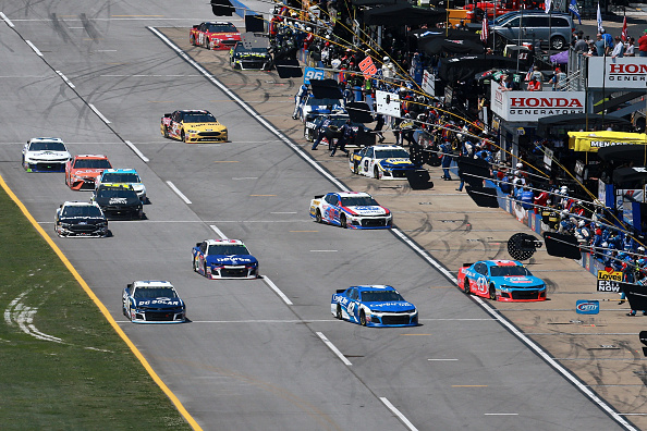 DFS NASCAR: 1000Bulbs.com 500 Playbook