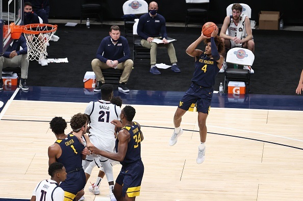 CBB DFS Playbook & Example Lineups: January 25