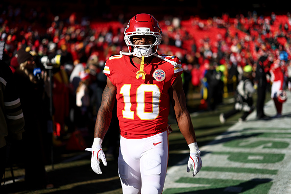 NFL Player Props Week 16 122125