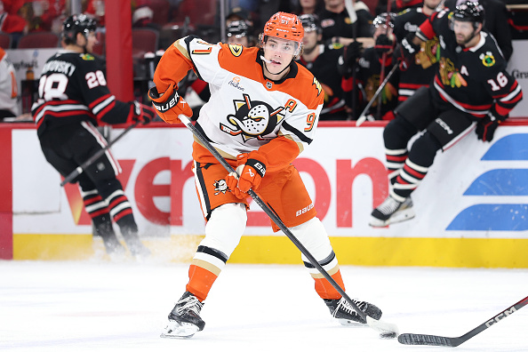 Leo Carlsson of the Anaheim Ducks